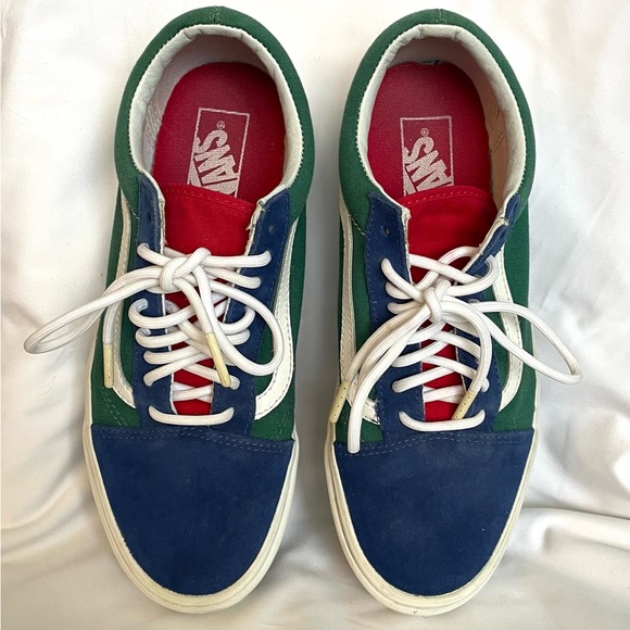 Vans men’s suede sneakers - Picture 3 of 5